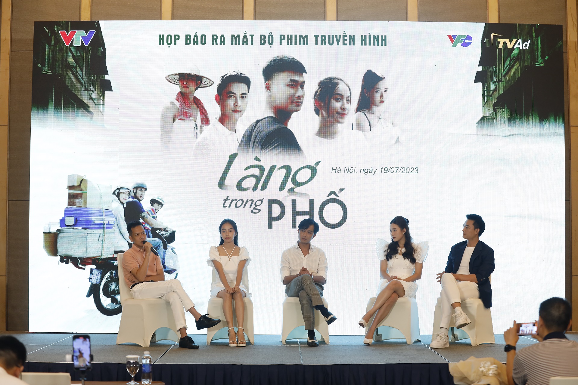 “Làng trong phố” và thân phận những người lao động nghèo nơi phố thị