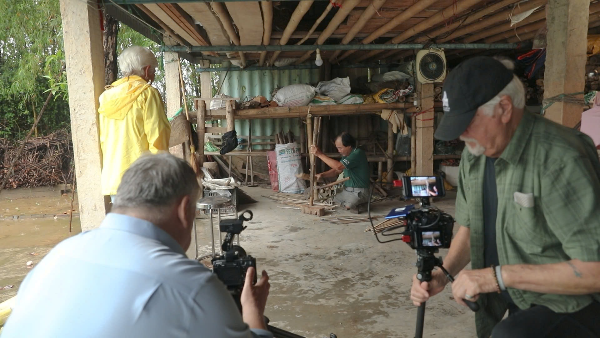 Nỗ lực chữa lành vết thương chiến tranh qua ống kính hai thế hệ đạo diễn Mỹ