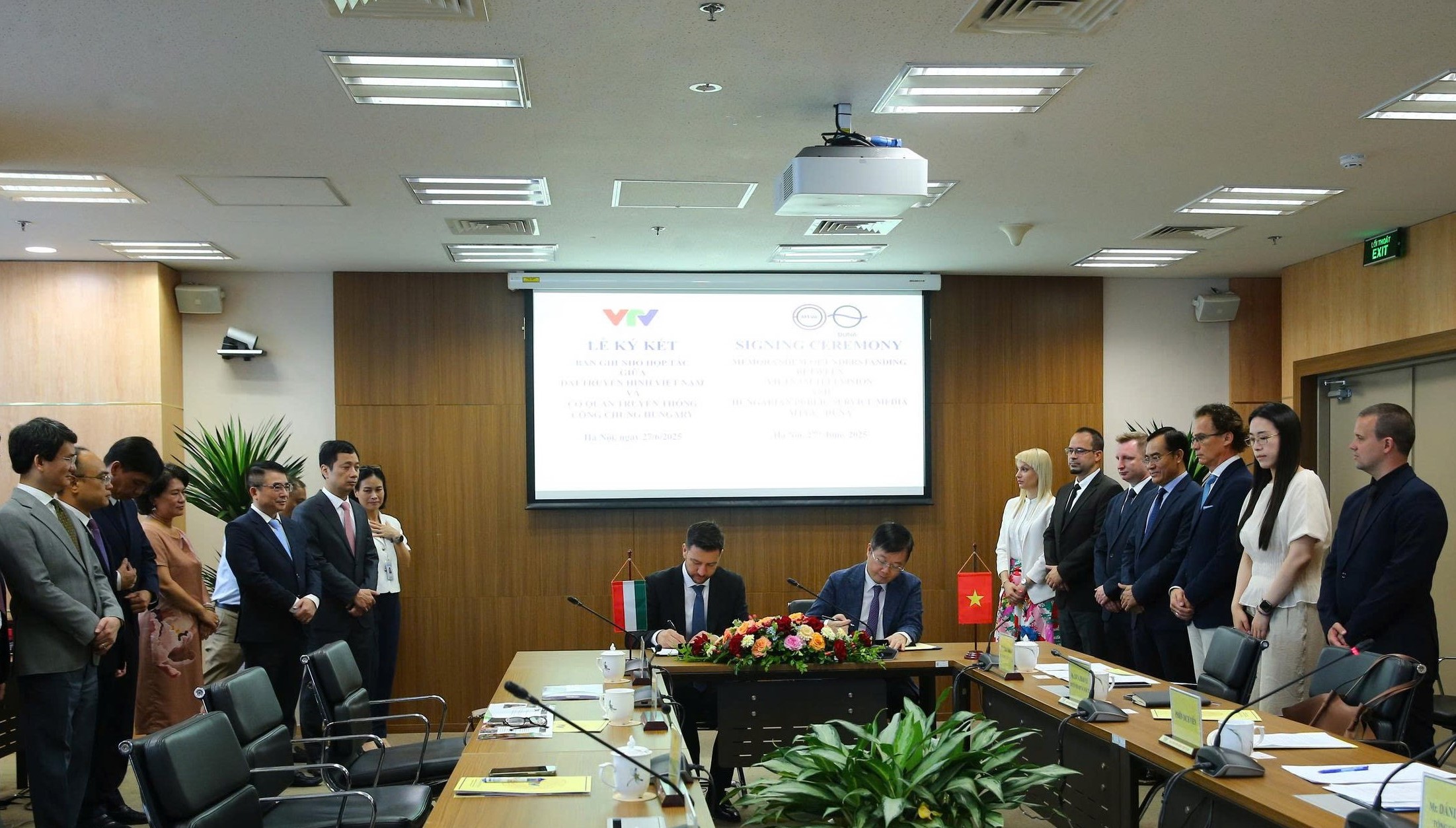 Tăng cường kết nối, mở rộng hợp tác truyền thông quốc tế giữa VTV và MTVA-DUNA (Hungary)
