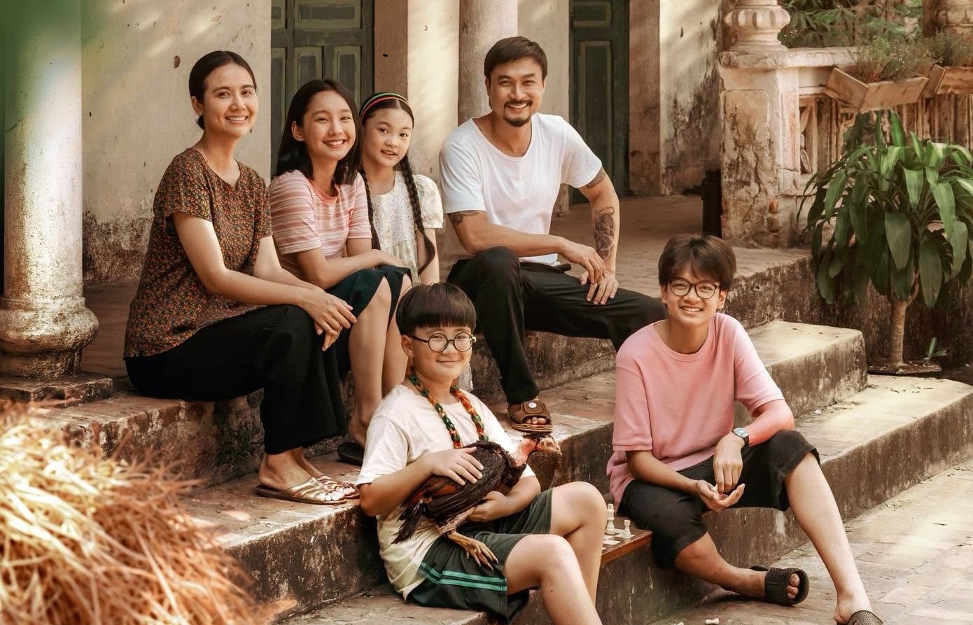 “Căn nhà không mái che”: Khi những người xa lạ cùng dựng nên một mái ấm