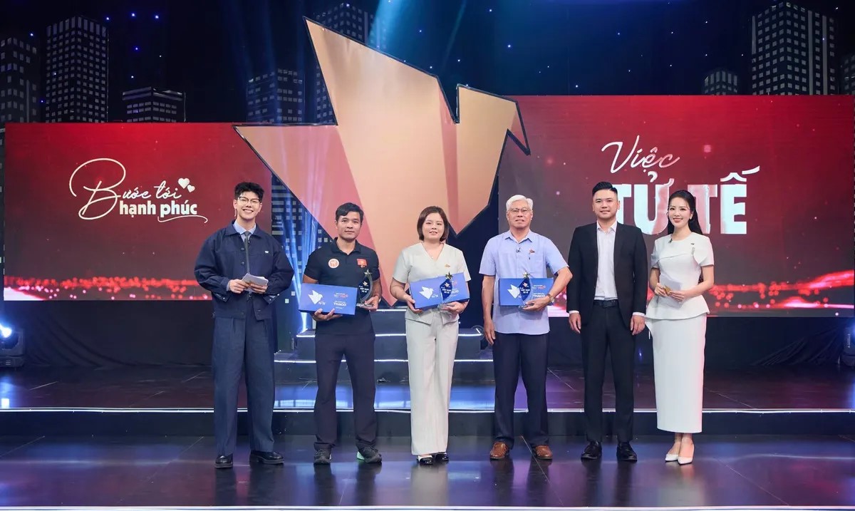 “Việc tử tế” tháng 10: Hạnh phúc là cho đi!