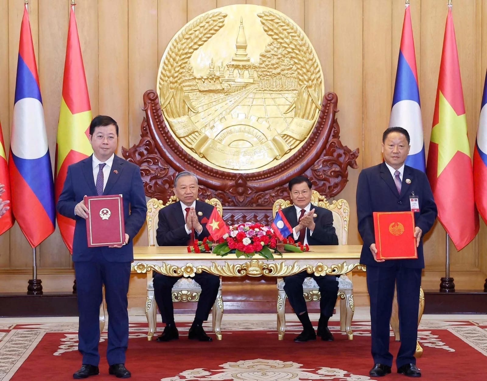 Lễ ký thỏa thuận hợp tác giữa Đài THVN và Ban Tuyên huấn Trung ương Đảng Nhân dân Cách mạng Lào