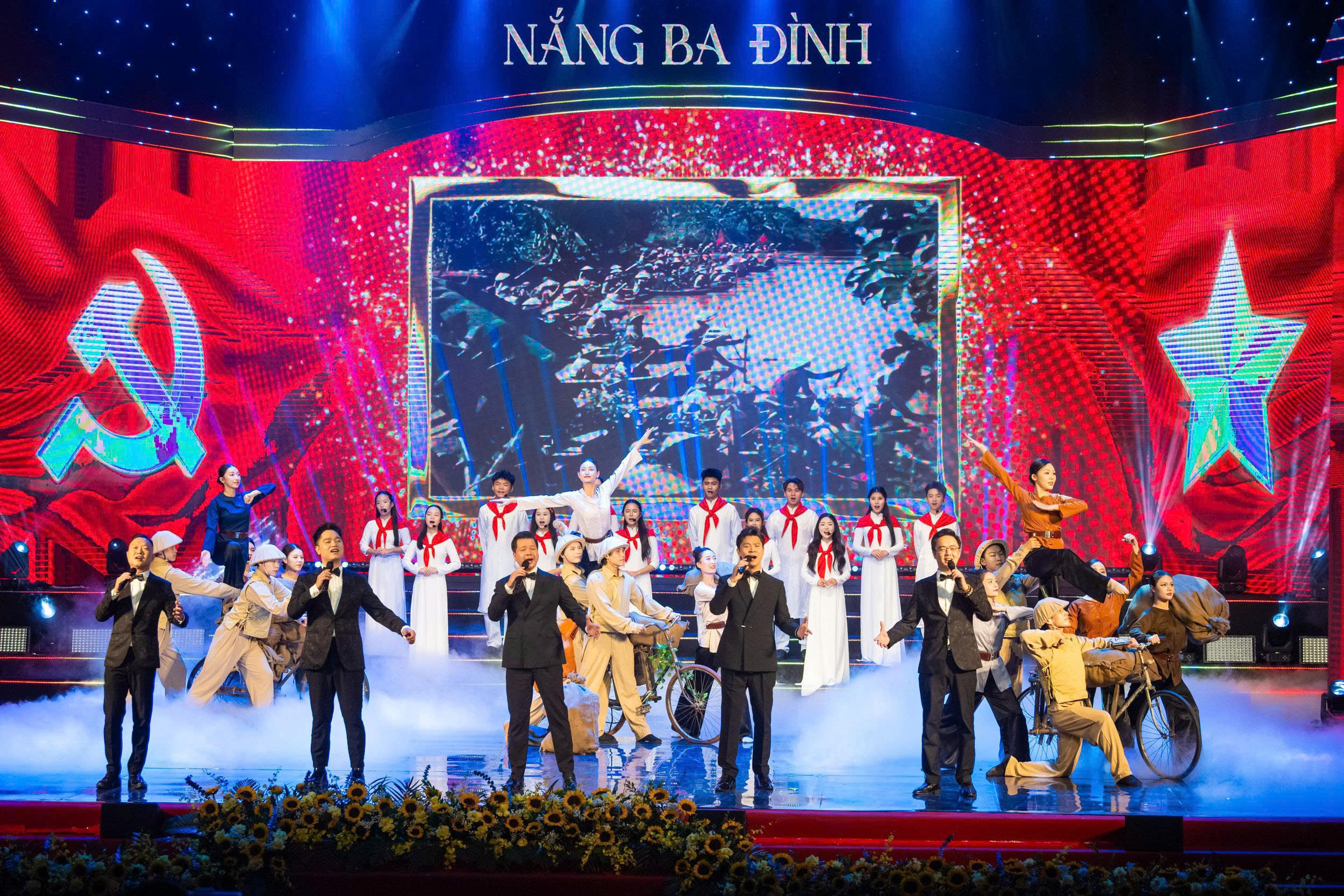 “Nắng Ba Đình” tái hiện hành trình lịch sử và khát vọng Việt Nam
