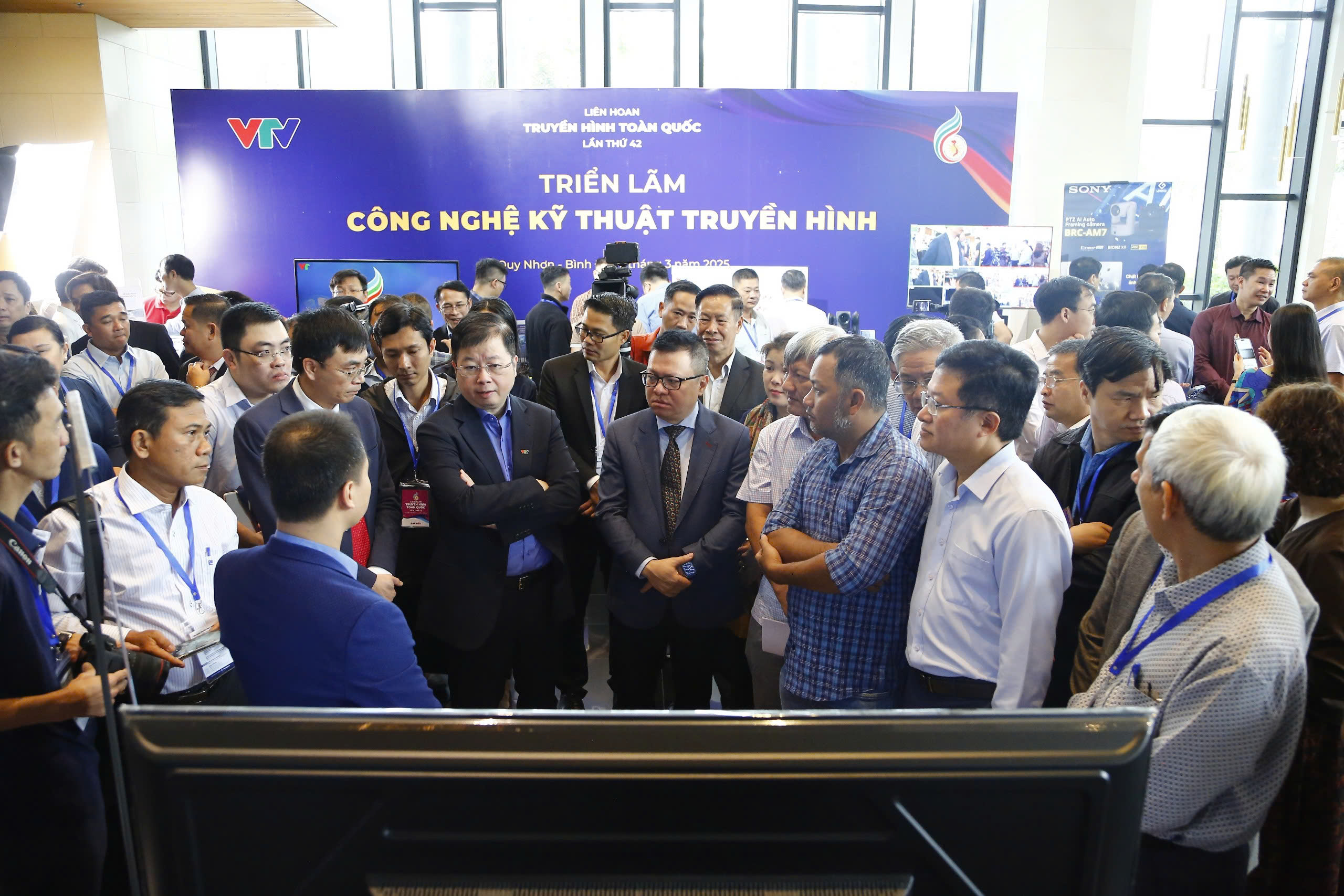 Nhiều công nghệ mới xuất hiện trong Triển lãm Kỹ thuật công nghệ truyền hình 2025