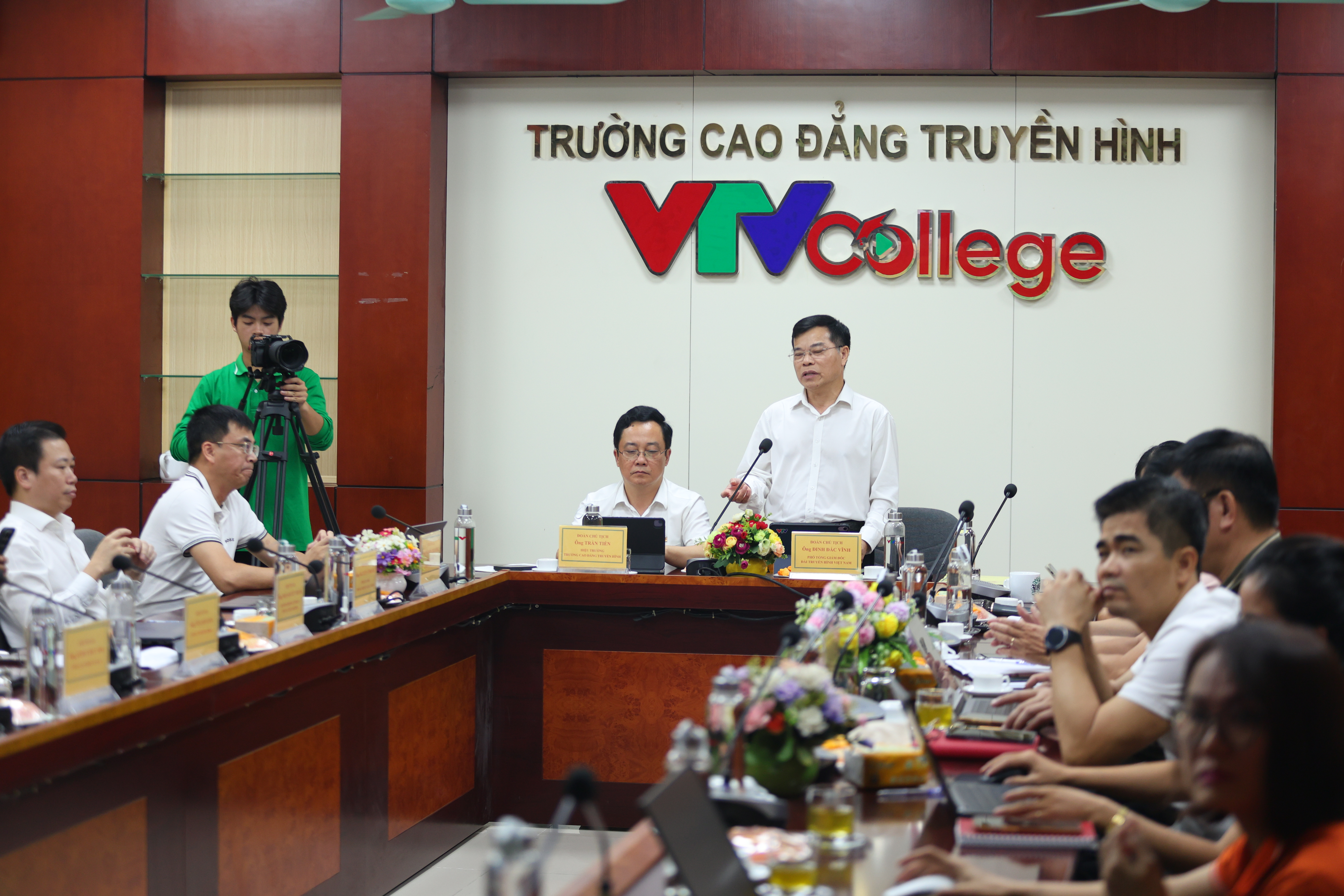 Đào tạo nhân lực truyền hình trong kỷ nguyên AI: Không cạnh tranh với máy móc, phải làm chủ công nghệ